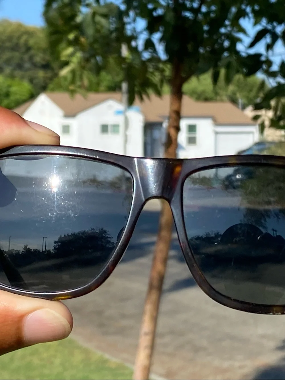 Gucci Men’s Dark Tortoise Frame Sunglasses with Gray Temples